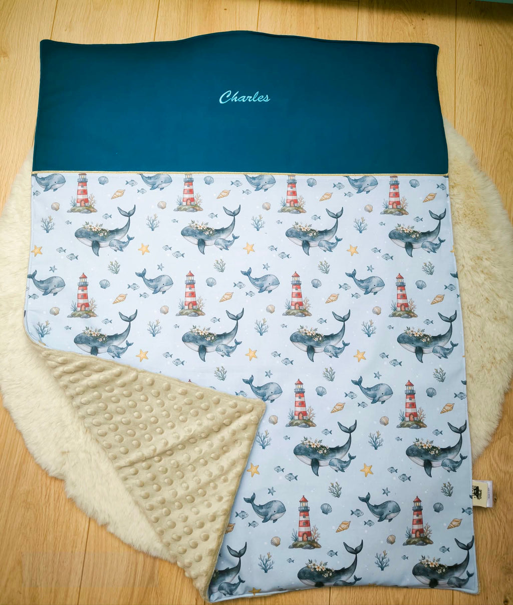 Couverture bébé personnalisée avec prénom brodé – Doudou en minky doux, Made in Breizh 🐾